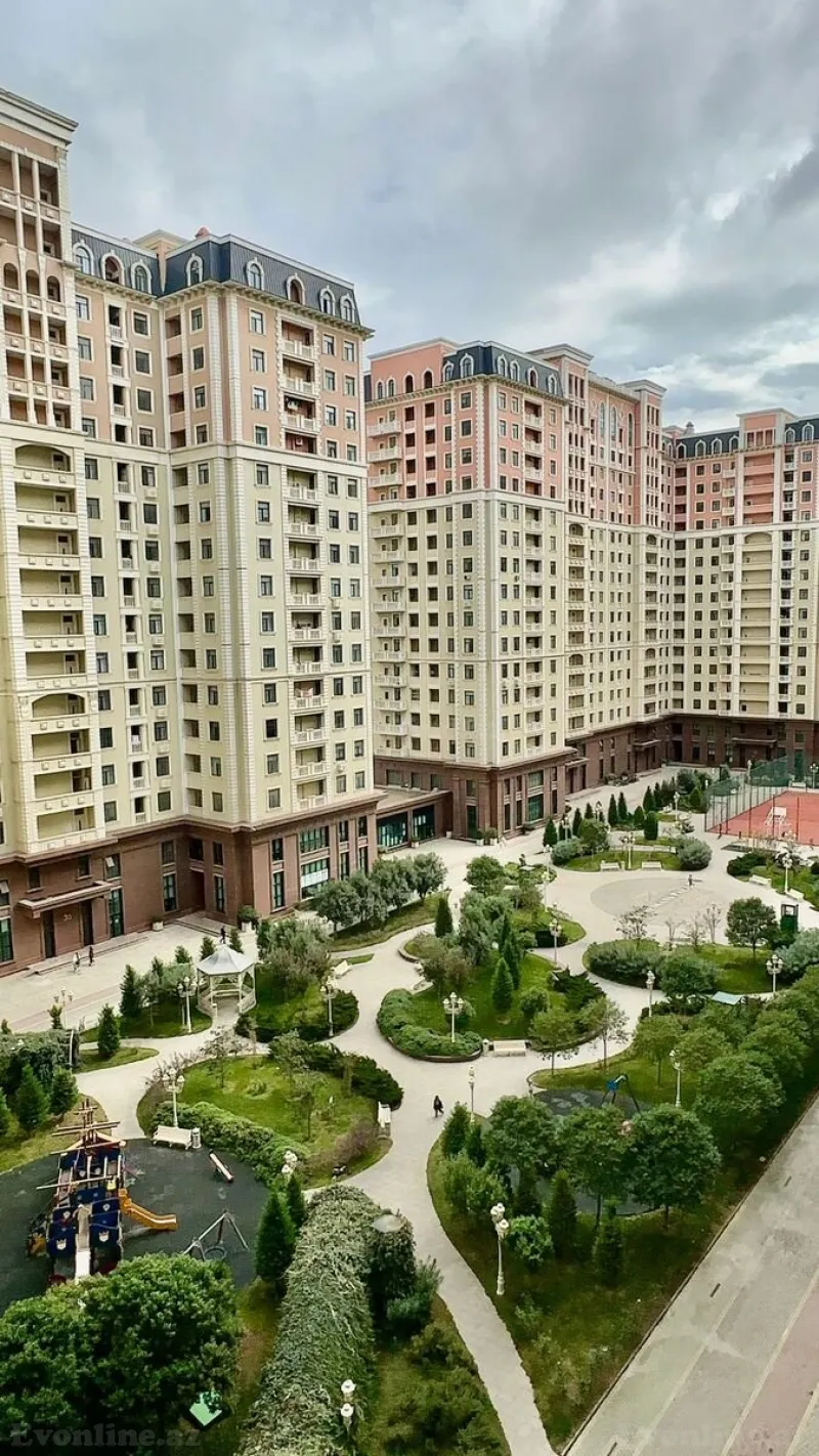 Satılır 3 otaqlı Mənzil Yeni tikili 142 m² Elmlər Akademiyası m. - şəkil 3