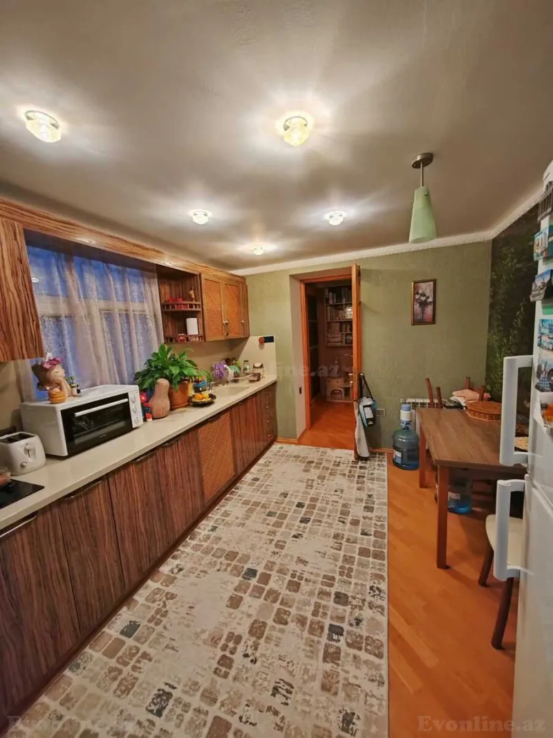 Satılır 2 otaqlı Mənzil Köhnə tikili 61 m² Yasamal r. - şəkil 9