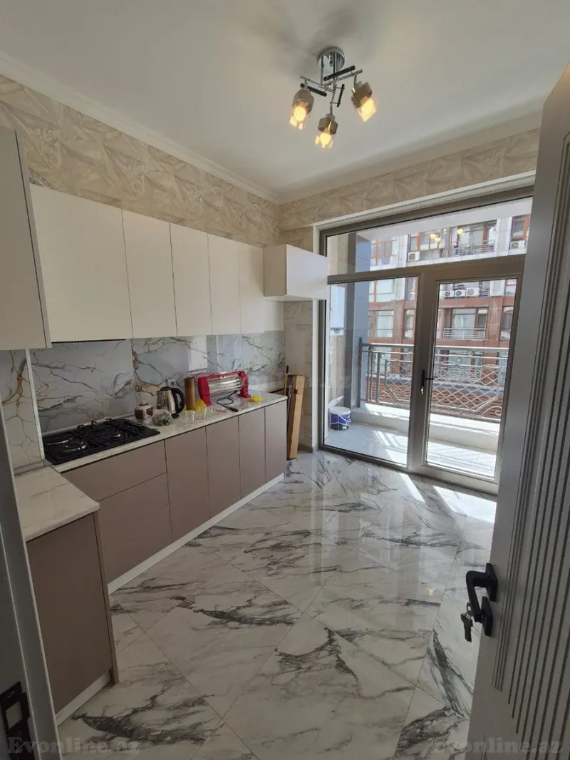 Kirayə verilir 3 otaqlı Mənzil Yeni tikili 90 m² 28 May m. - şəkil 16