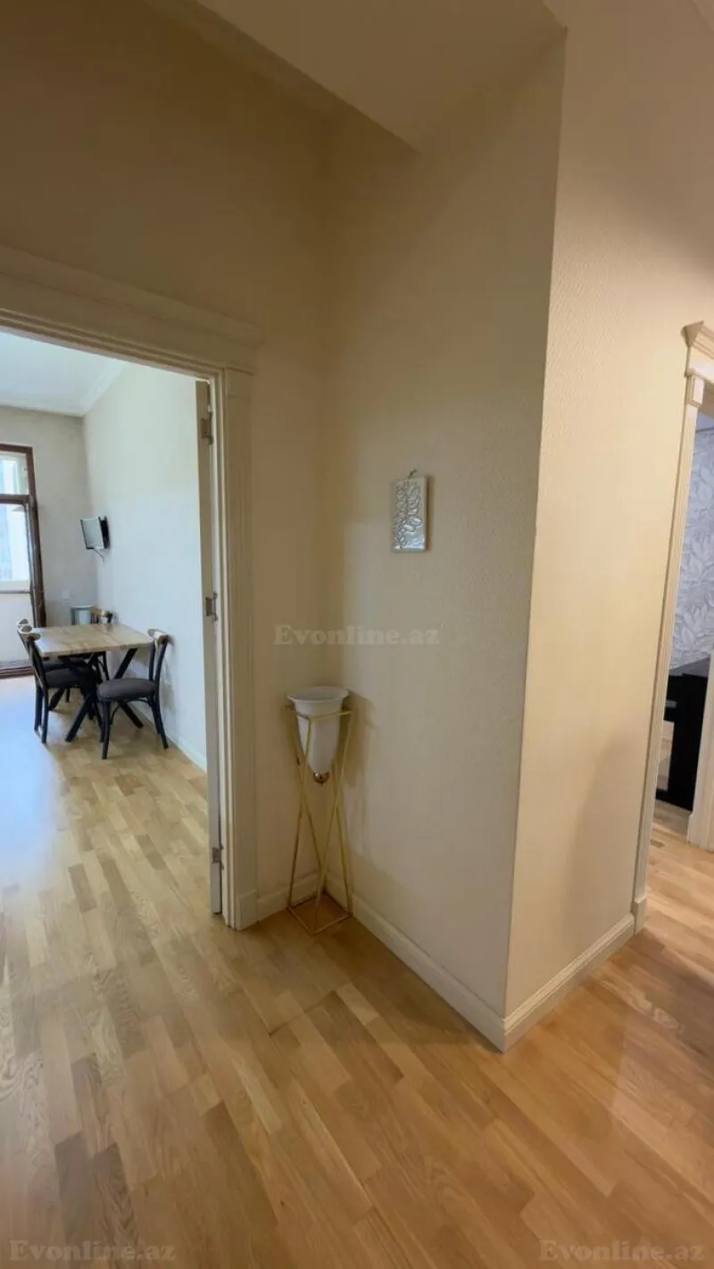 Kirayə verilir 3 otaqlı Mənzil Yeni tikili 120 m² Səbail r. - şəkil 16