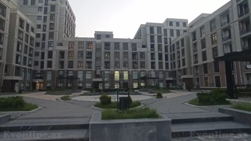 Satılır 3 otaqlı Mənzil Yeni tikili 115 m² 8 Noyabr m.