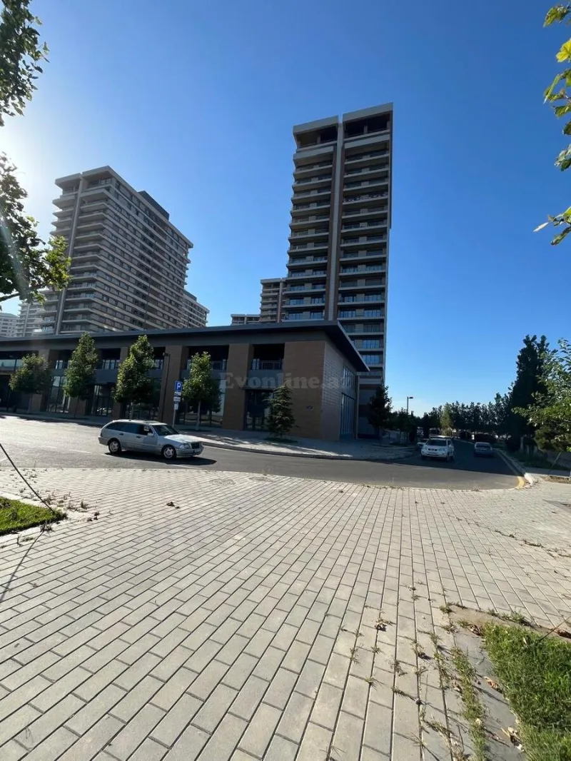 Satılır 3 otaqlı Mənzil Yeni tikili 190 m² Xətai r.