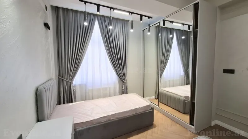 Satılır 4 otaqlı Mənzil Yeni tikili 140 m² 8 Noyabr m. - şəkil 6