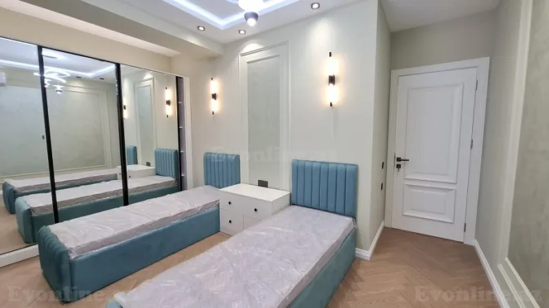 Satılır 4 otaqlı Mənzil Yeni tikili 140 m² 8 Noyabr m. - şəkil 7