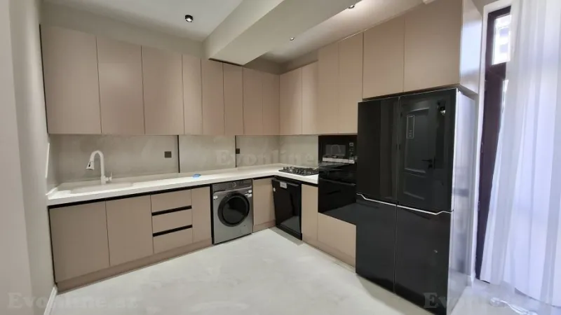 Satılır 4 otaqlı Mənzil Yeni tikili 140 m² 8 Noyabr m. - şəkil 12