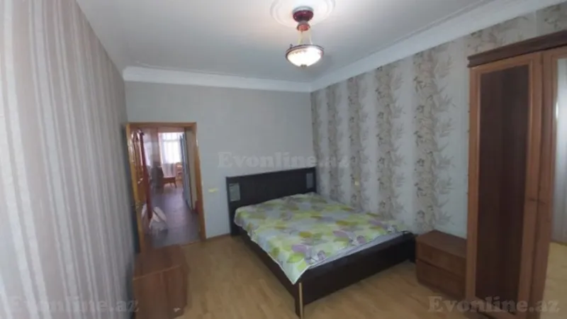 Satılır 3 otaqlı Mənzil Köhnə tikili 85 m² Qara Qarayev m. - şəkil 3