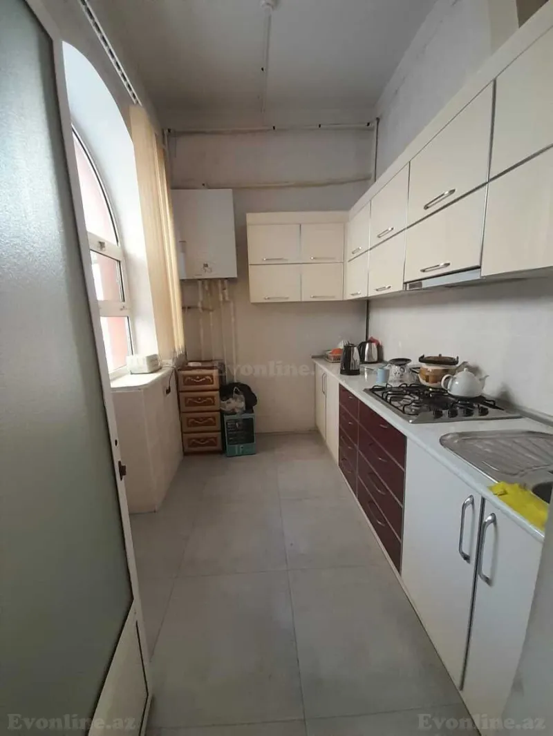 Kirayə verilir Ofis 20 m² İnşaatçılar m. - şəkil 4