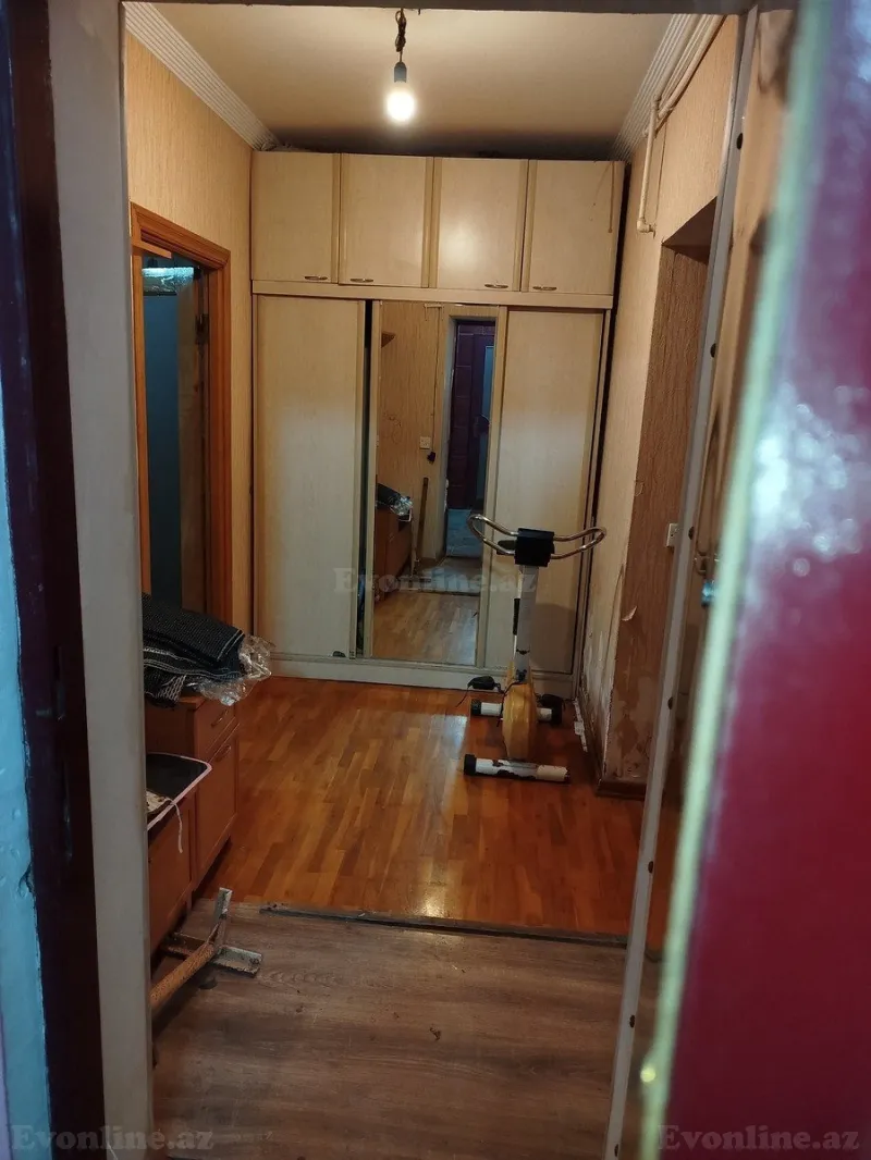 Satılır 2 otaqlı Mənzil Köhnə tikili 67 m² Suraxanı r. - şəkil 6