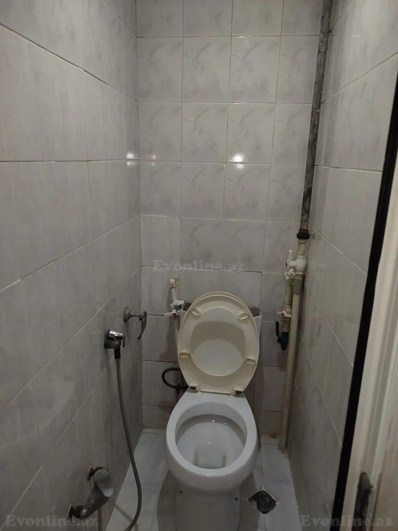 Satılır 2 otaqlı Mənzil Köhnə tikili 67 m² Suraxanı r. - şəkil 7