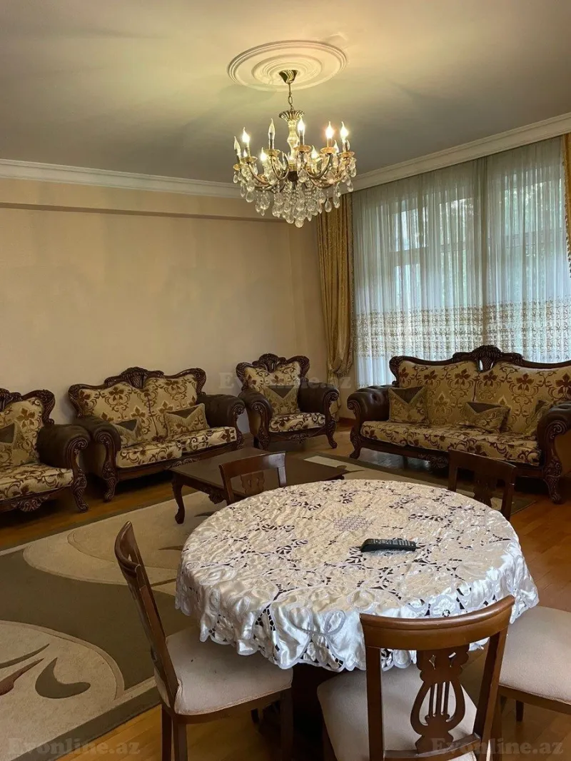 Kirayə verilir 3 otaqlı Mənzil Yeni tikili 145 m² Nəsimi r.