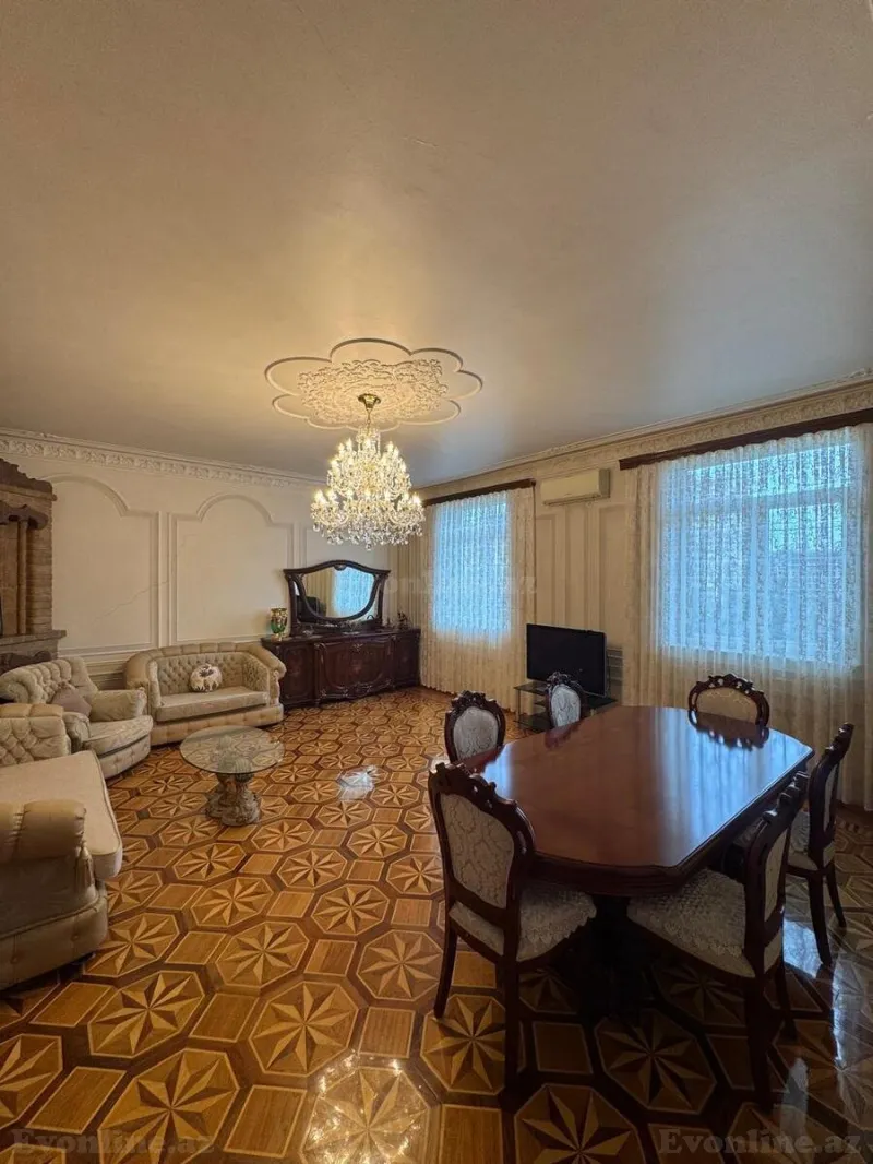 5 otaqlı Mənzil 150 m² Elmlər Akademiyası m. Satılır