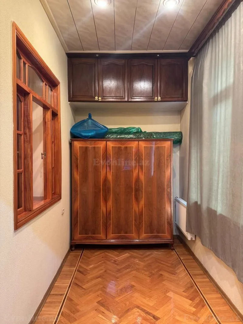 Satılır 5 otaqlı Mənzil Köhnə tikili 150 m² Elmlər Akademiyası m. - şəkil 15