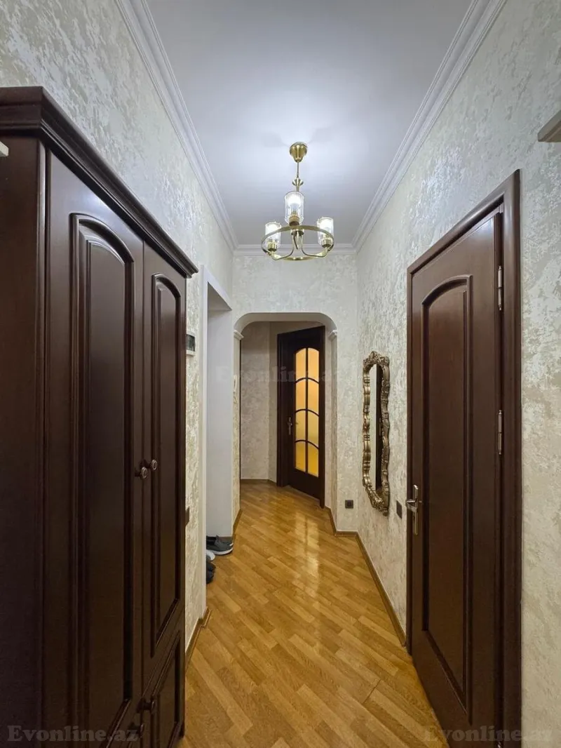 Satılır 5 otaqlı Mənzil Köhnə tikili 150 m² Elmlər Akademiyası m. - şəkil 16