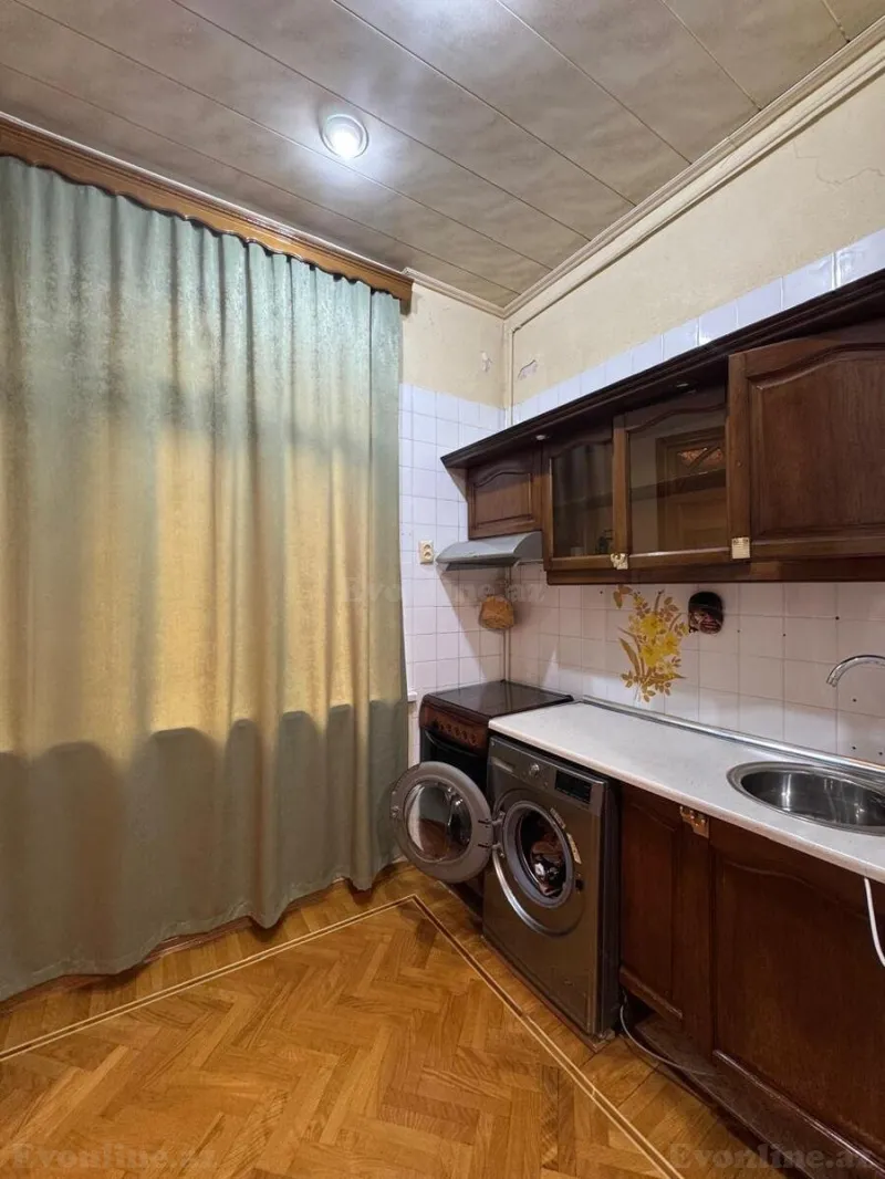 Satılır 5 otaqlı Mənzil Köhnə tikili 150 m² Elmlər Akademiyası m. - şəkil 18