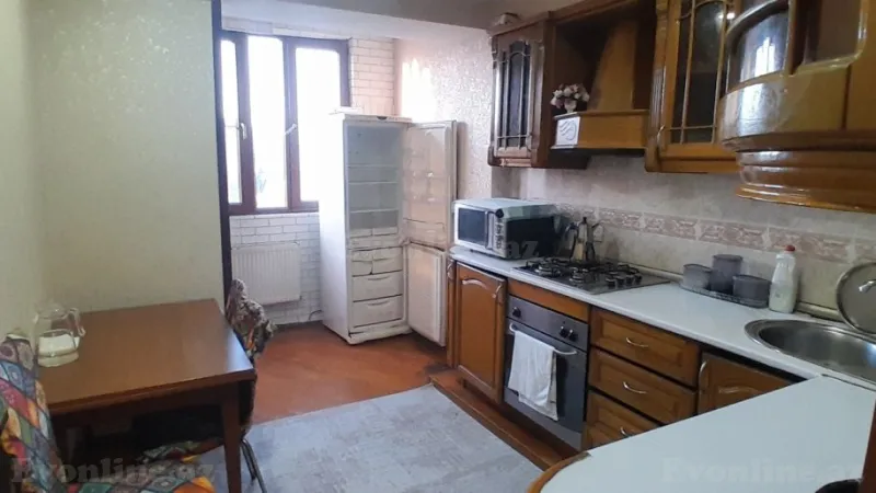 Kirayə verilir 4 otaqlı Mənzil Köhnə tikili 100 m² 28 May m. - şəkil 8