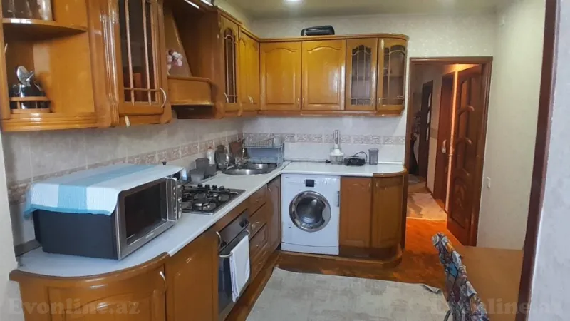 Kirayə verilir 4 otaqlı Mənzil Köhnə tikili 100 m² 28 May m. - şəkil 9