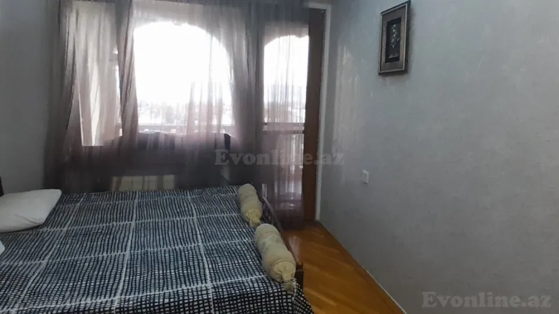 Kirayə verilir 4 otaqlı Mənzil Köhnə tikili 100 m² 28 May m. - şəkil 12