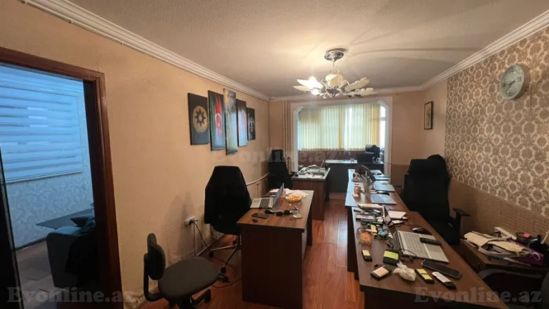 Bakı, Səbail r., İçərişəhər m.da 3 otaqlı ofis kirayə verilir