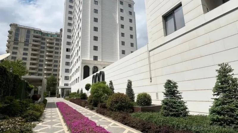 Satılır 3 otaqlı Mənzil Yeni tikili 136 m² Bayıl - şəkil 3