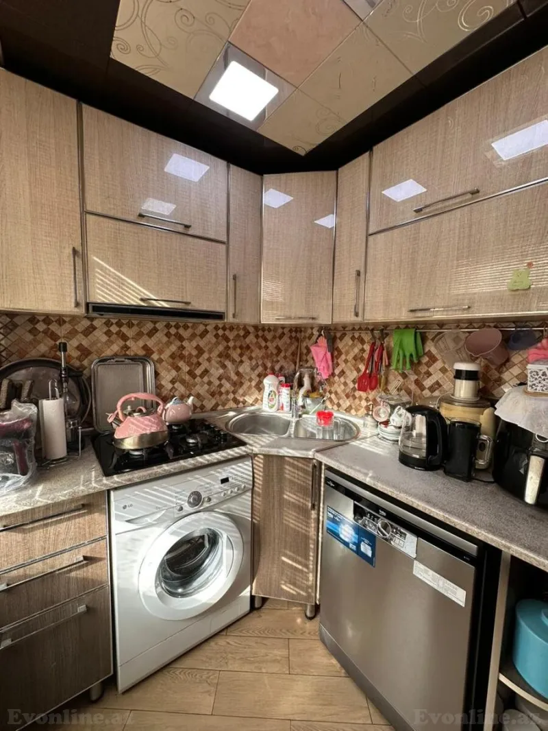 Satılır 3 otaqlı Mənzil Köhnə tikili 68 m² İnşaatçılar m. - şəkil 8