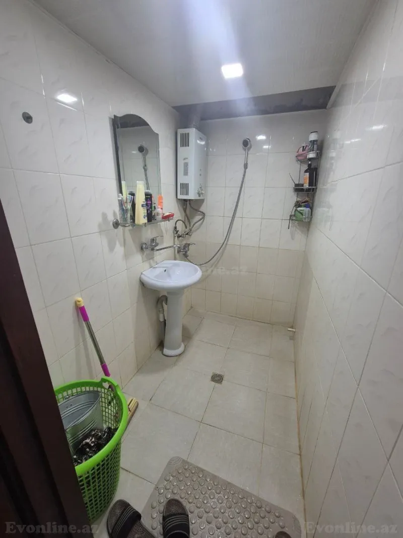 Satılır 2 otaqlı Mənzil Köhnə tikili 60 m² Həzi Aslanov m. - şəkil 10