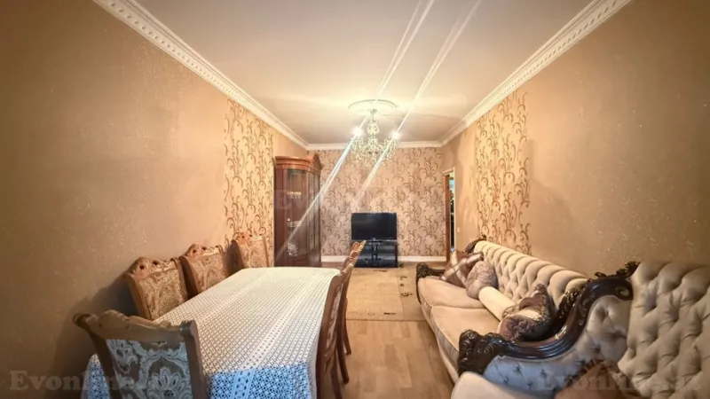 Kirayə verilir 3 otaqlı Mənzil Köhnə tikili 80 m² Suraxanı r.
