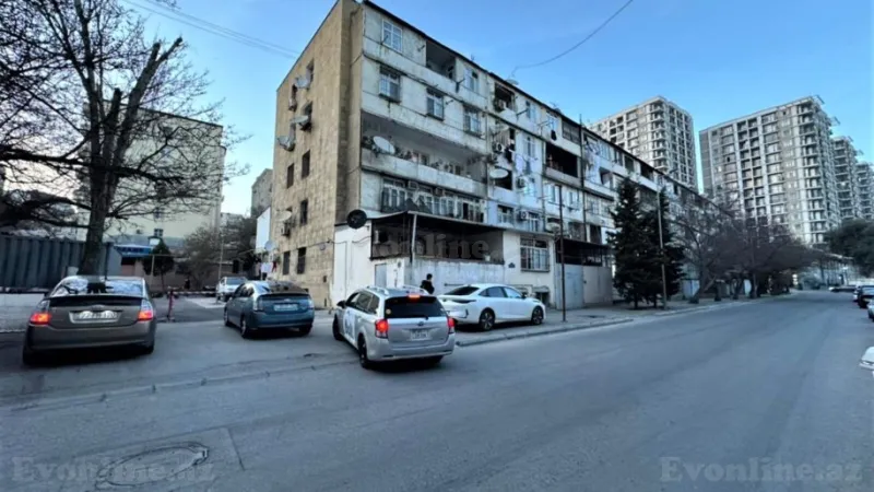Satılır 3 otaqlı Mənzil Köhnə tikili 60 m² Nəriman Nərimanov m.