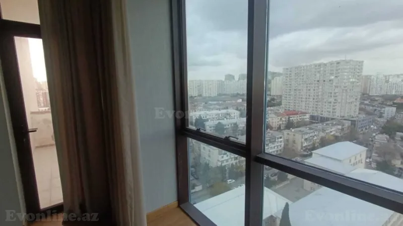 Satılır 3 otaqlı Mənzil Yeni tikili 170 m² Yasamal r. - şəkil 15