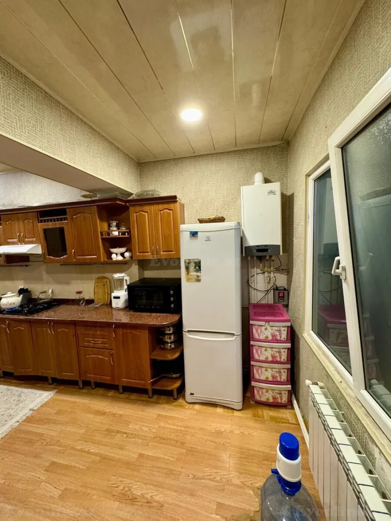 Kirayə verilir 3 otaqlı Mənzil Köhnə tikili 80 m² 28 May m. - şəkil 7