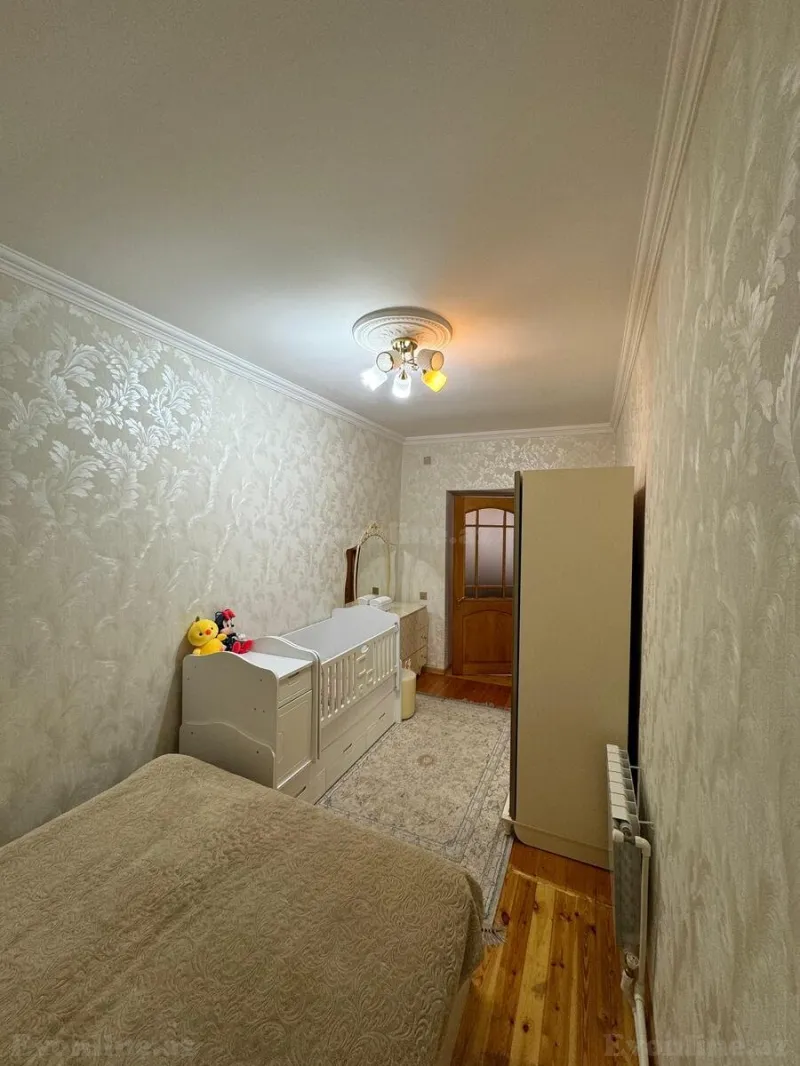 Kirayə verilir 3 otaqlı Mənzil Köhnə tikili 80 m² 28 May m. - şəkil 8