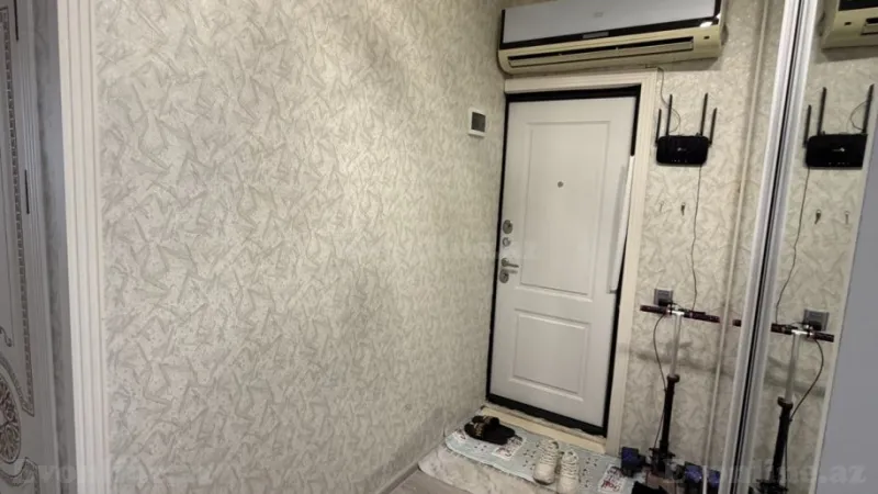 Satılır 3 otaqlı Mənzil Köhnə tikili 70 m² 8-ci mikrorayon - şəkil 2