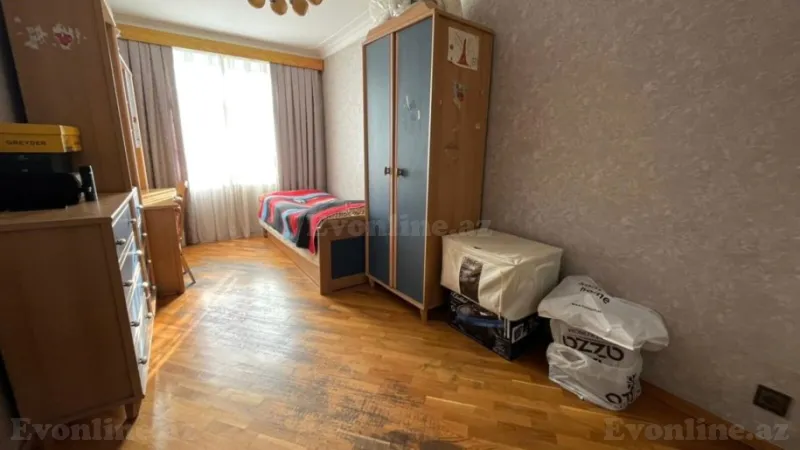 Satılır 3 otaqlı Mənzil Köhnə tikili 80 m² Gənclik m. - şəkil 10