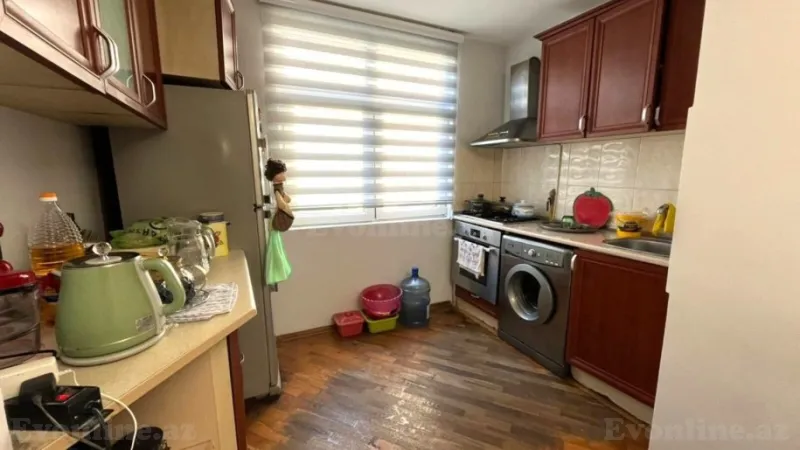 Satılır 3 otaqlı Mənzil Köhnə tikili 80 m² Gənclik m. - şəkil 14