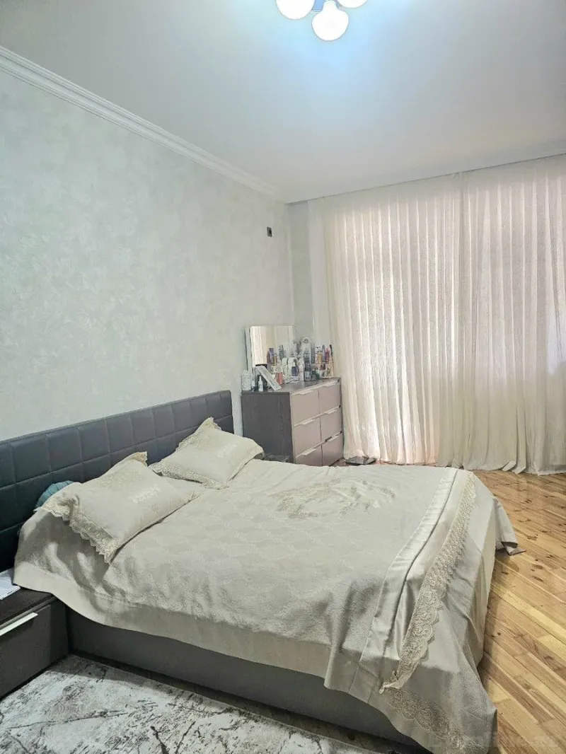 Satılır 2 otaqlı Mənzil Yeni tikili 90 m² Xətai r. - şəkil 3