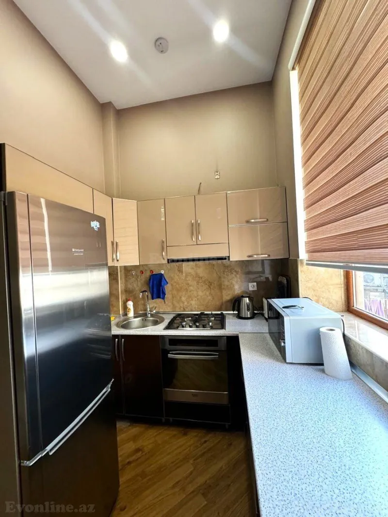 Kirayə verilir 3 otaqlı Mənzil Köhnə tikili 120 m² İçərişəhər m. - şəkil 11