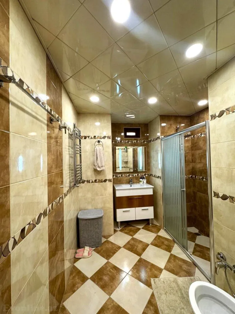 Kirayə verilir 3 otaqlı Mənzil Köhnə tikili 120 m² İçərişəhər m. - şəkil 12