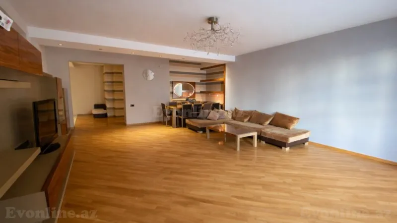 Kirayə verilir 4 otaqlı Mənzil Yeni tikili 225 m² 28 May m. - şəkil 3