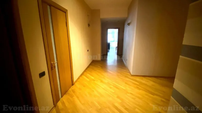 Kirayə verilir 4 otaqlı Mənzil Yeni tikili 225 m² 28 May m. - şəkil 11