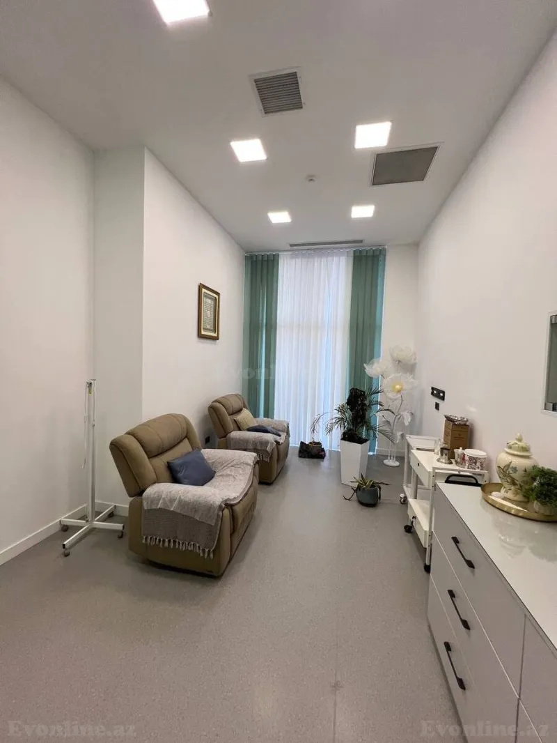 Kirayə verilir Ofis 270 m² Elmlər Akademiyası m. - şəkil 6