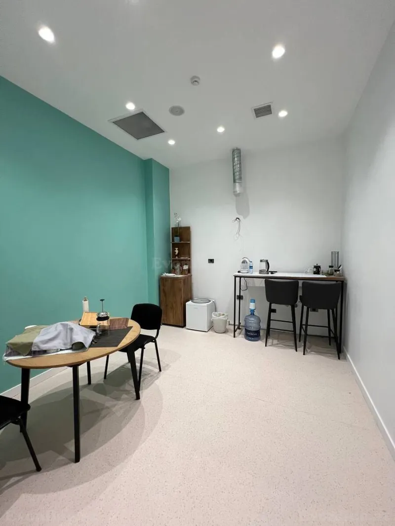 Kirayə verilir Ofis 270 m² Elmlər Akademiyası m. - şəkil 21