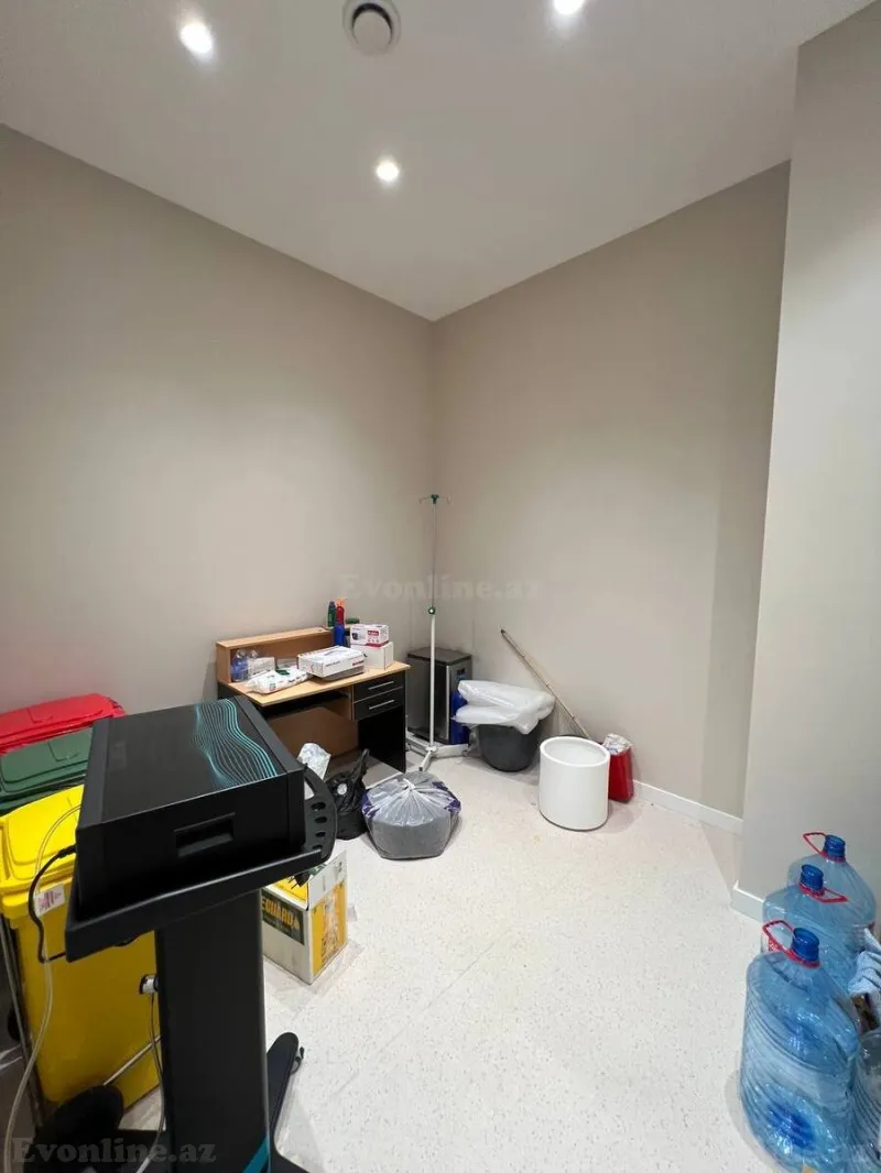 Kirayə verilir Ofis 270 m² Elmlər Akademiyası m. - şəkil 25