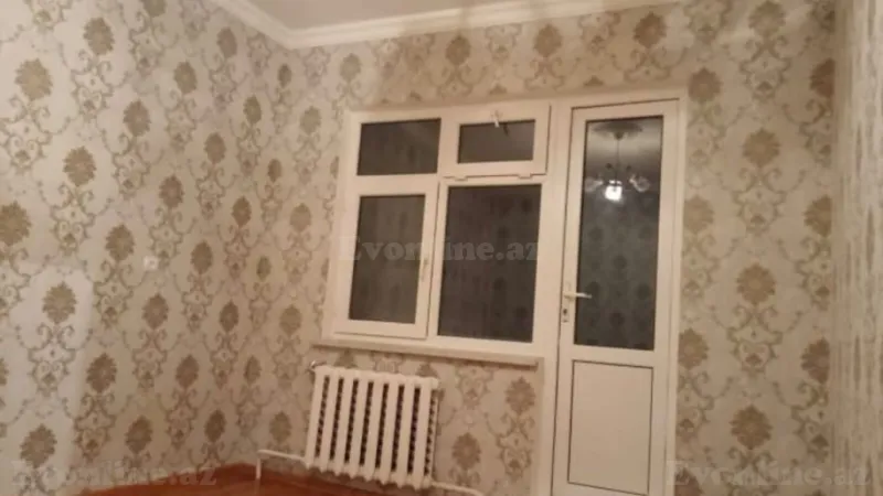 Satılır 4 otaqlı Mənzil Köhnə tikili 110 m² Xətai r.