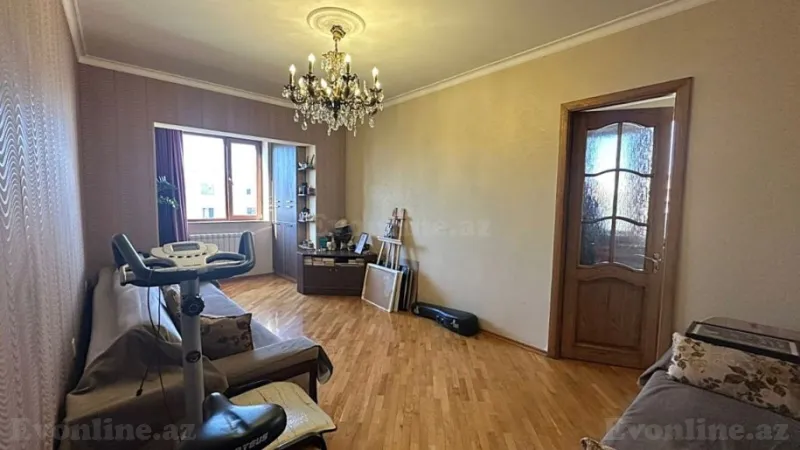 Satılır 2 otaqlı Mənzil Köhnə tikili 70 m² Yasamal - şəkil 3