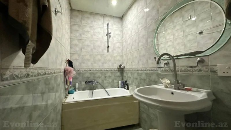 Satılır 2 otaqlı Mənzil Köhnə tikili 70 m² Yasamal - şəkil 10