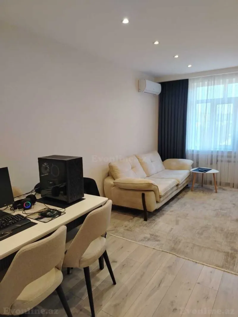 Satılır 2 otaqlı Mənzil Köhnə tikili 60 m² Əhmədli