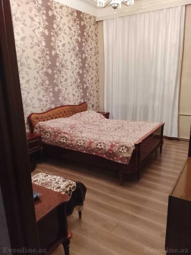 Satılır 2 otaqlı Mənzil Köhnə tikili 65 m² Nərimanov r. - şəkil 2