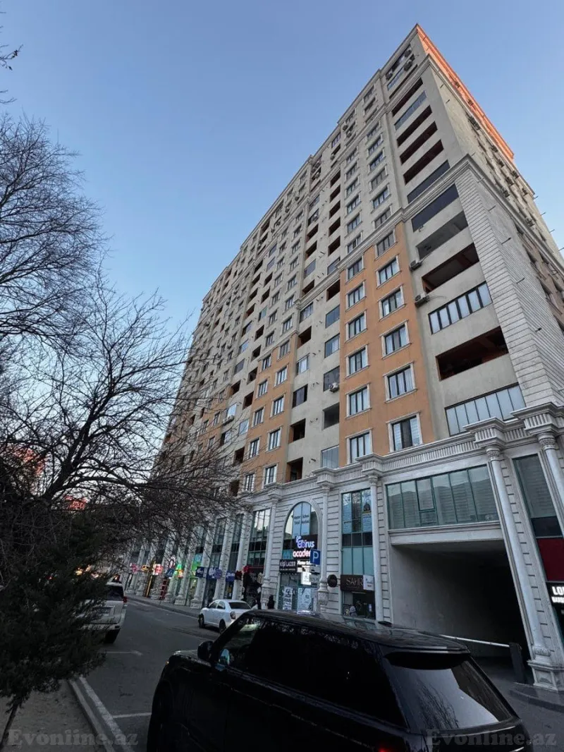 Satılır 3 otaqlı Mənzil Yeni tikili 132 m² Nəriman Nərimanov m.