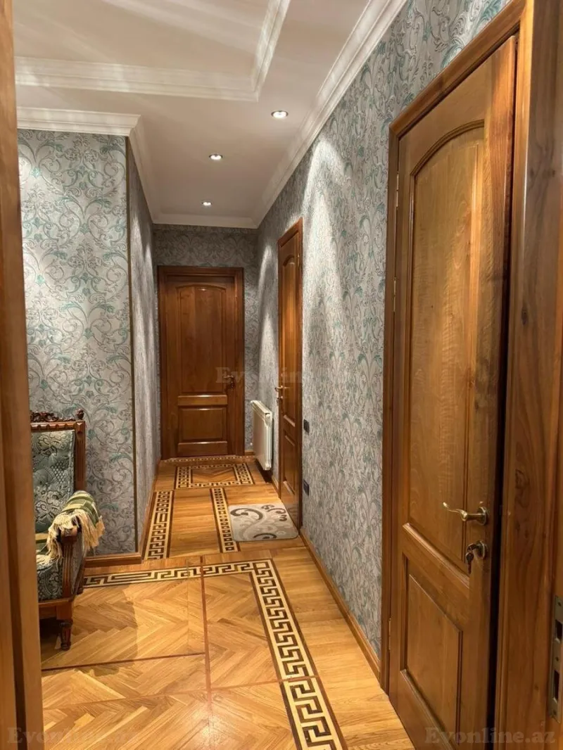 Satılır 2 otaqlı Mənzil Yeni tikili 108 m² 28 May m. - şəkil 22