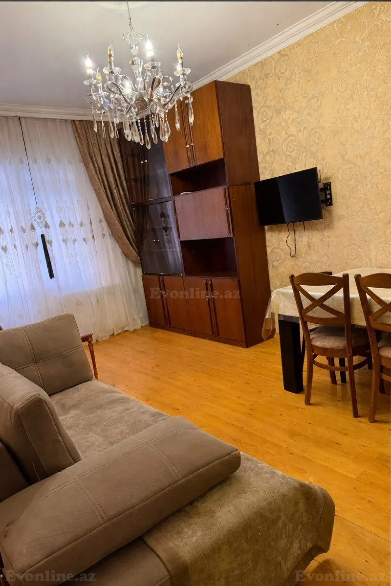 Kirayə verilir 2 otaqlı Mənzil Köhnə tikili 65 m² İnşaatçılar m.