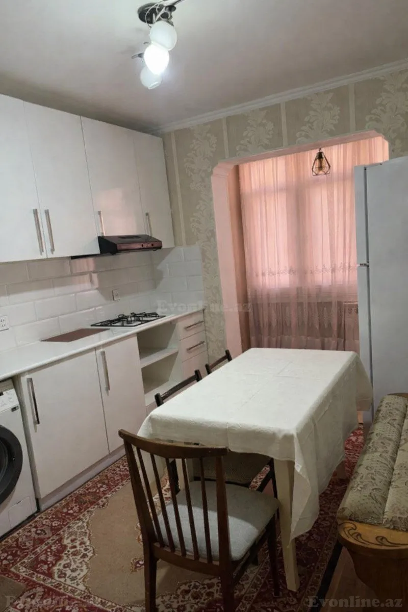 Kirayə verilir 2 otaqlı Mənzil Köhnə tikili 65 m² İnşaatçılar m. - şəkil 2